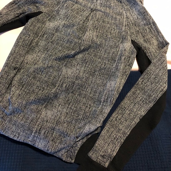 Lululemon Cardigan Sweater Black Size 4 - Picture 6 of 8